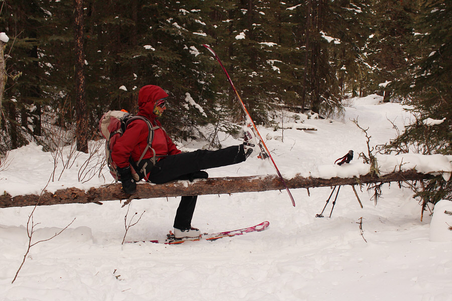 The sit and kick back technique!