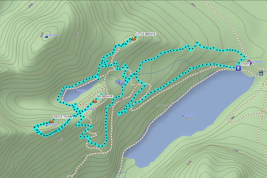 There's a good reason why all the trails here are busy!