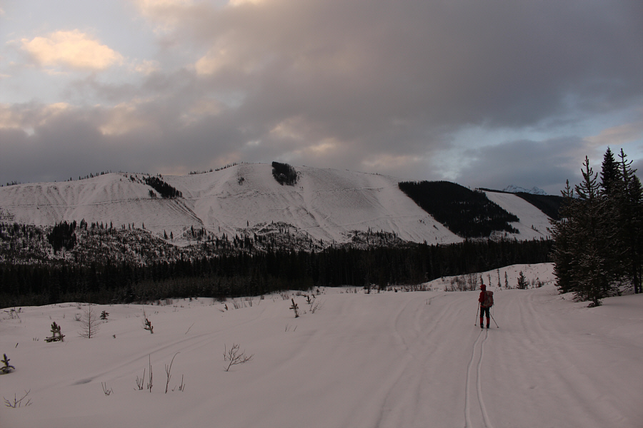The ridge has some potential for a ski ascent...
