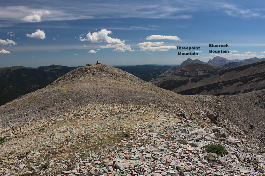 I came over here because Zosia was airing out her feet and boots!