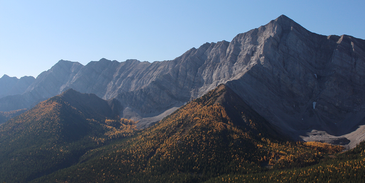 Sure doesn't look like any easy way up from this side!