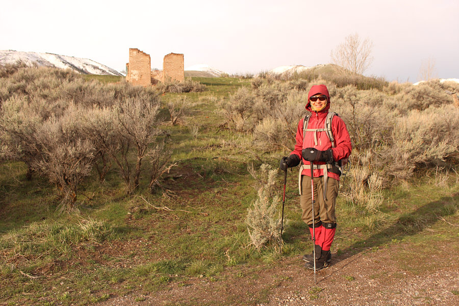 There's more over the rise behind the bricks.