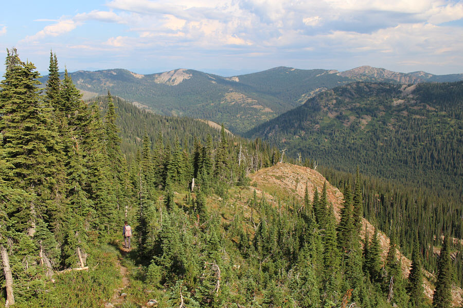 There's not much to recommend this rather long-winded alternate descent route.