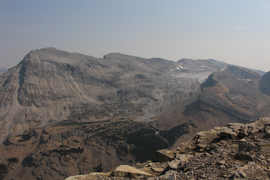 I wanna go back and ski Little Crowfoot one of these days!