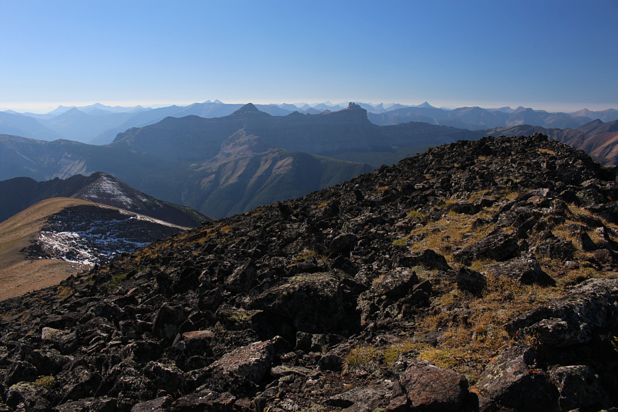 All those black rocks in the foreground are kind of a pain in the ass to walk on!