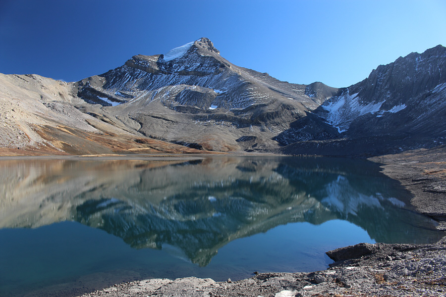 What a gem of a lake and not another soul around!