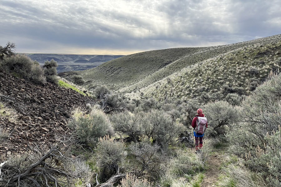 The only claustrophobic section of the hike!