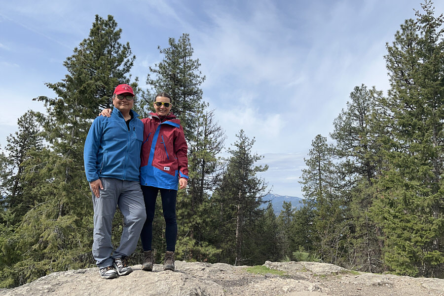 Easy summit but no views!