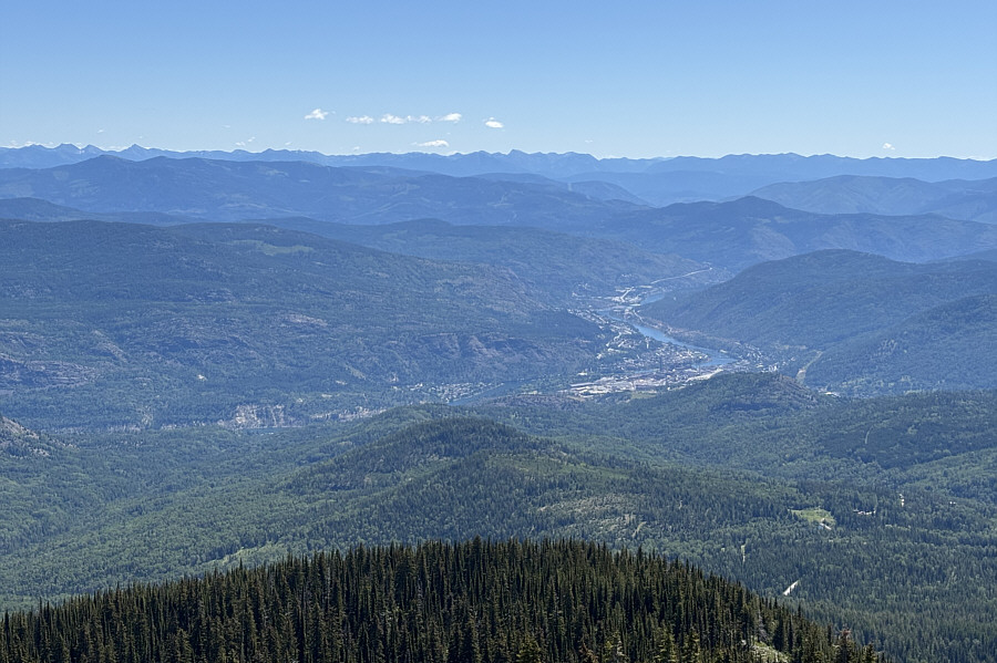 It's kind of an ugly city!