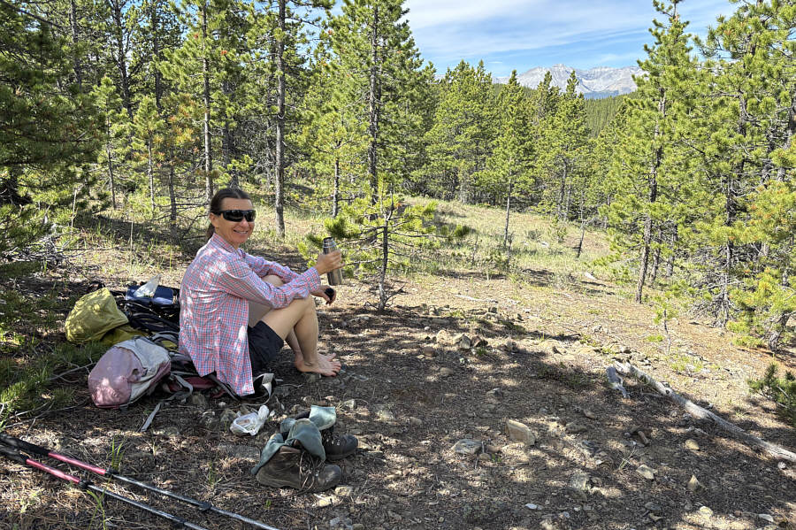 The "airing-out-feet" zone!