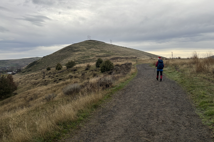 "Easy Street" is one of the many great songs from the musical "Annie"!